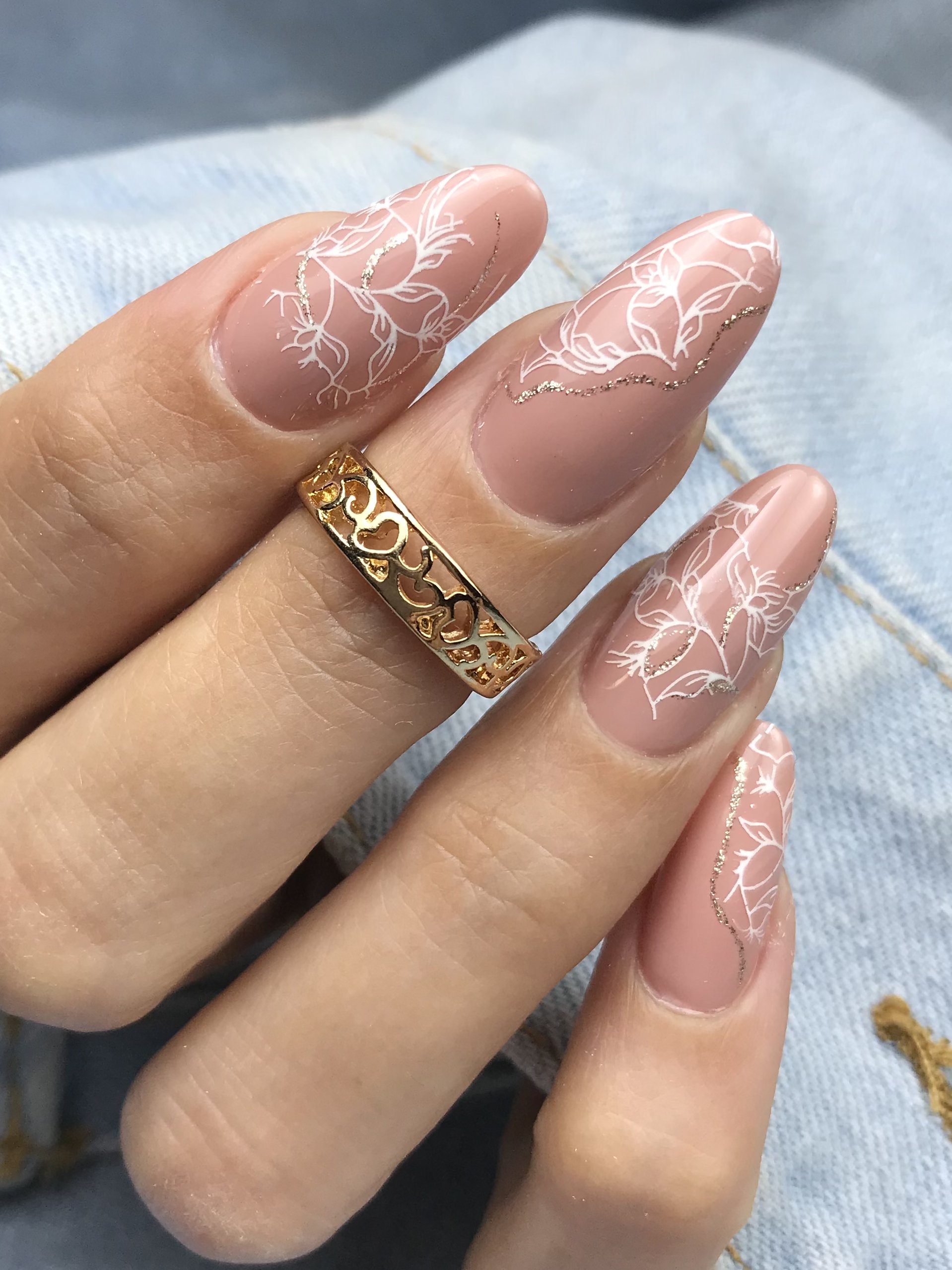 Alunas em prática durante a formação Unhas de Gel PRO . Academia Hit Nails Coimbra